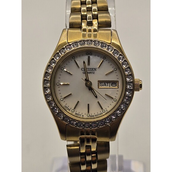 Citizen Ladies\' Watch 27mm Gold Tone Crystal Bezel. New Battery 6.5\